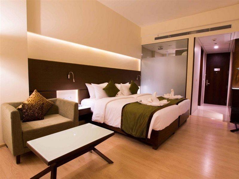 แกรนด์ เอกโซติกา บิซิเนสโฮเต็ล Hotel Pimpri-Chinchwad ภายนอก รูปภาพ