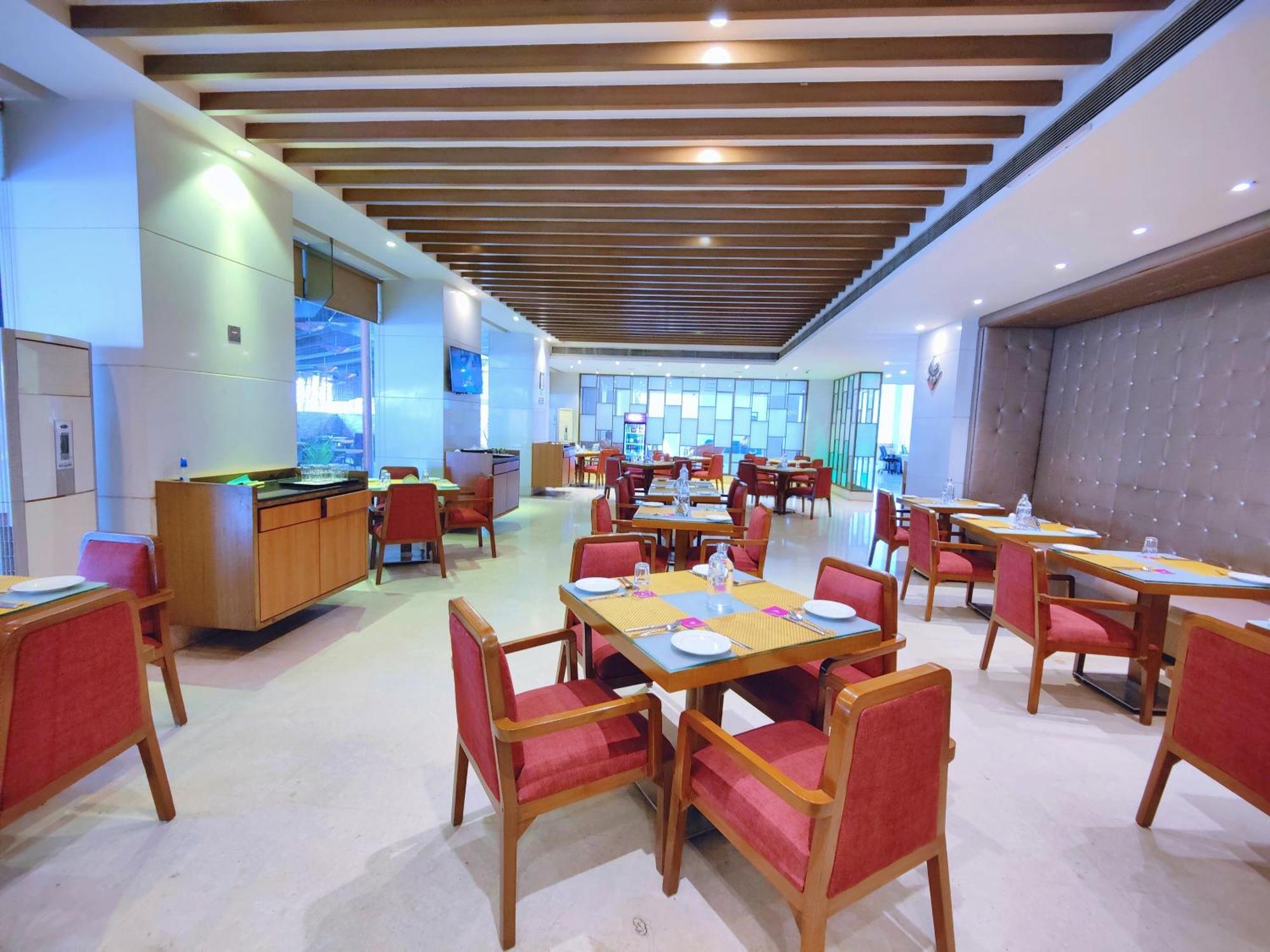 แกรนด์ เอกโซติกา บิซิเนสโฮเต็ล Hotel Pimpri-Chinchwad ภายนอก รูปภาพ