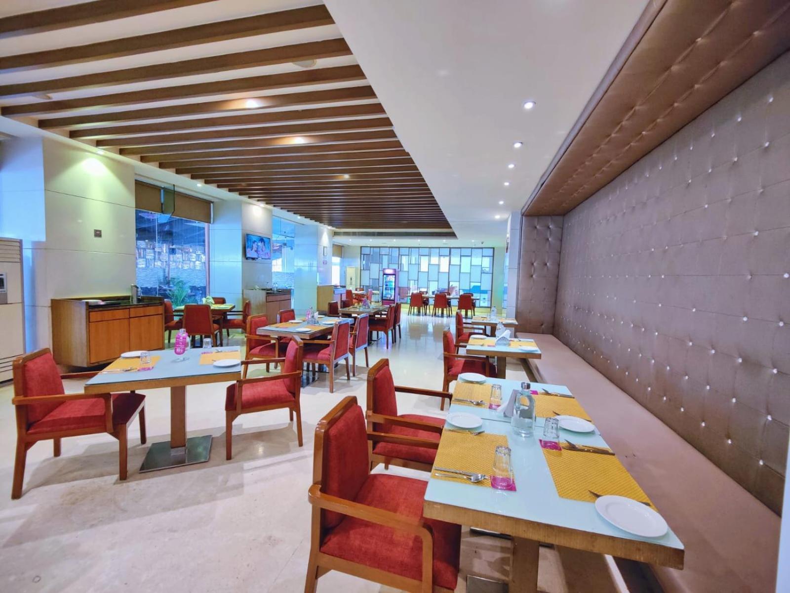 แกรนด์ เอกโซติกา บิซิเนสโฮเต็ล Hotel Pimpri-Chinchwad ภายนอก รูปภาพ