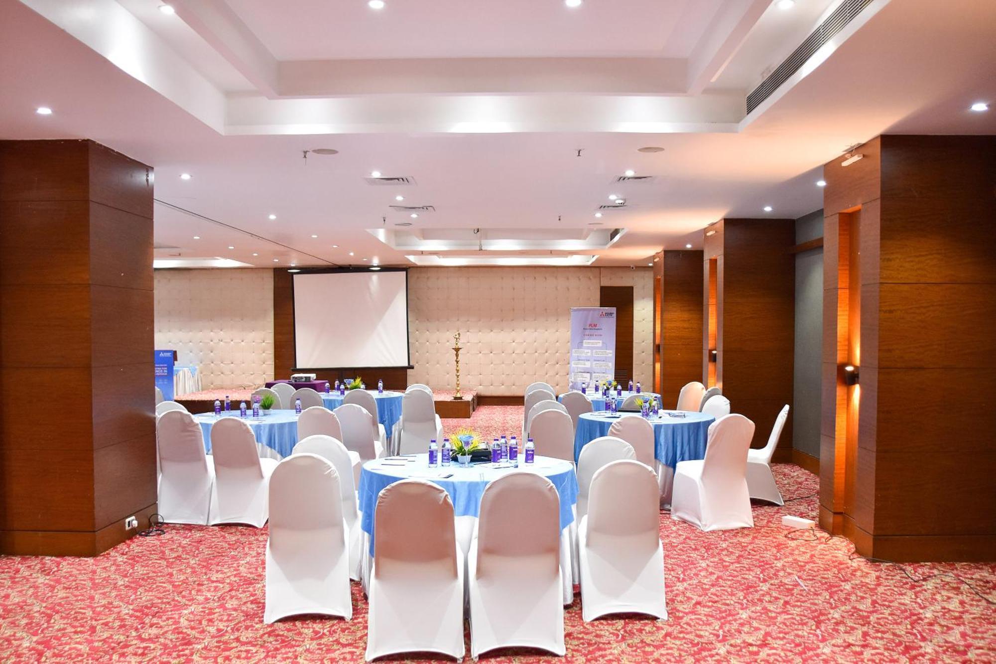 แกรนด์ เอกโซติกา บิซิเนสโฮเต็ล Hotel Pimpri-Chinchwad ภายนอก รูปภาพ